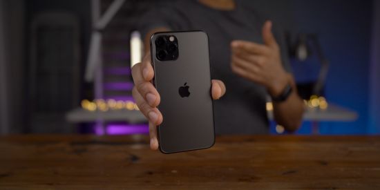 iPhone 11 Pro: Искусство Технологии в Вашей Ладони